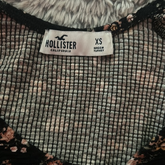 hollister long sleeve size xs - Picture 3 of 3